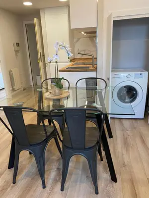 Una cocina o zona de cocina en Fuencarral Apartments