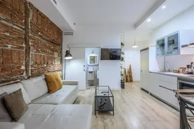 Una cocina o zona de cocina en AmazINN Places Madrid Preciados