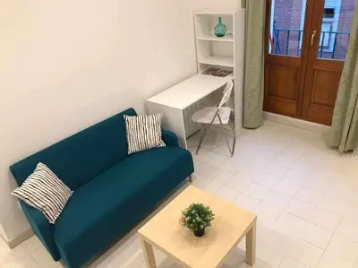 Zona de estar de Un genial estudio en el barrio las cortes
