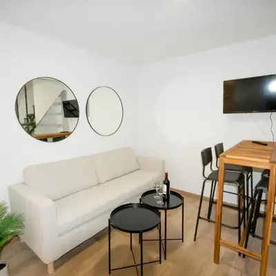 For Your Rentals Encantador apartamento TEMPORAL 3 dormitorios Madrid GUS560
