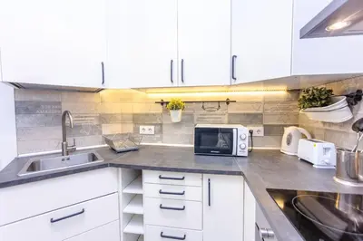 Una cocina o zona de cocina en For Your Rentals Título Moderno y elegante apartamento TEMPORAL en barrio Ibiza MEN300
