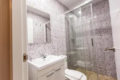 Un baño de Arce habitaciones