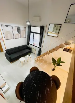 Zona de estar de Carretas dúplex interior