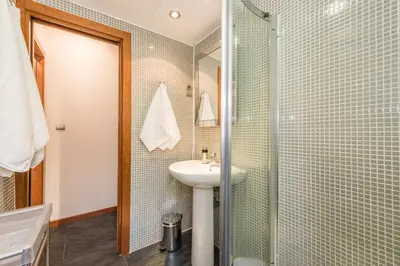 Un baño de Principe Santa Ana Madrid Centro