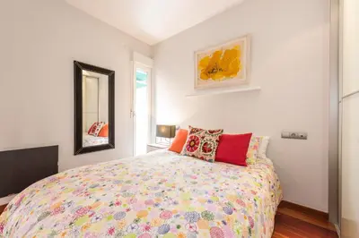 Cama o camas de una habitación en Principe Santa Ana Madrid Centro