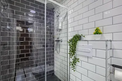 Un baño de Sol Attic - en el Centro de Madrid
