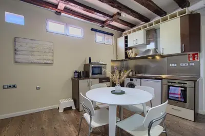 Una cocina o zona de cocina en Sol Attic - en el Centro de Madrid