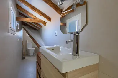Un baño de Barrio de las Letras - Buhardilla en el Centro