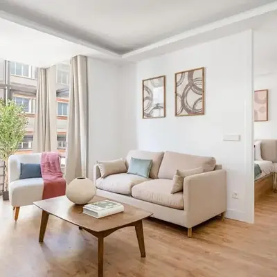 Gran Via VII calle Jacometrezo 2BR 2BH