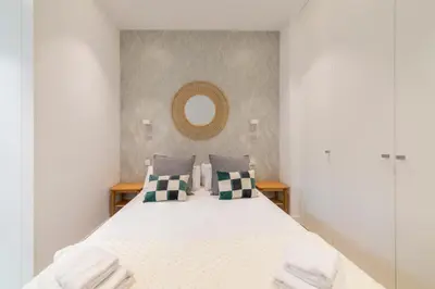 Cama o camas de una habitación en Modern Renovated - 2Bedrooms 2Bathrooms - Atocha