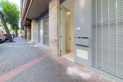 Plano de Modern Renovated - 2Bedrooms 2Bathrooms - Atocha