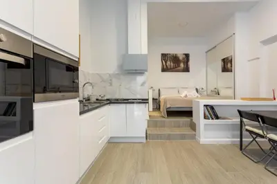 Una cocina o zona de cocina en Modern studio - Av. de América