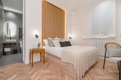 Cama o camas de una habitación en Chamberi V 2BR 2BH