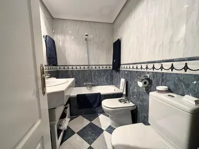 Un baño de Medina - Luxury suite apt. Madrid center
