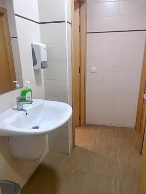 Un baño de Hostel Acacias