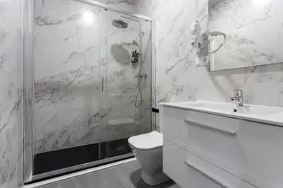 Un baño de DOWNTOWN La LATINA Grupos, by MONARO*****