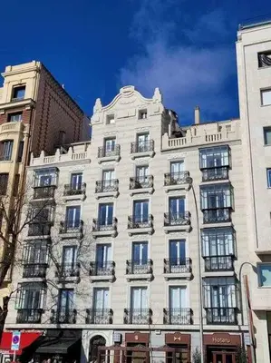 Edificio en el que se encuentra el apartamento