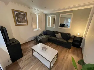 Zona de estar de Apartamento IV Alcalá-Retiro. Ideal Parejas