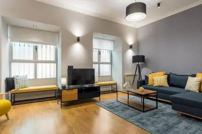 Zona de estar de Wide and modern -1 bedroom 15 bathrooms- Malasaña