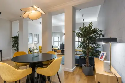 Zona de estar de Wide and modern -1 bedroom 15 bathrooms- Malasaña