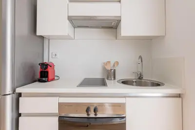Una cocina o zona de cocina en Studio La Latina by SharingCo