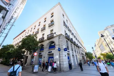 Clientes alojados en For You Rentals Preciosa Buhardilla TEMPORAL en plena Puerta del Sol de Madrid COR25