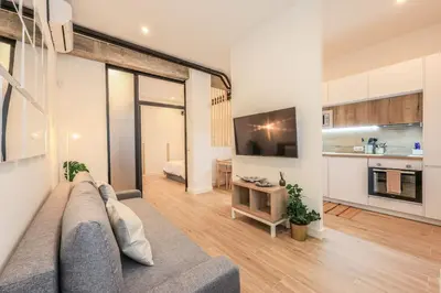 Una cocina o zona de cocina en MyHouseSpain - Acogedor piso cerca de Atocha I