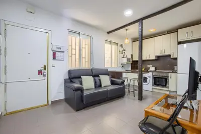 Una cocina o zona de cocina en Madrid Ferrocarril - Apartamento de 2 dormitorios