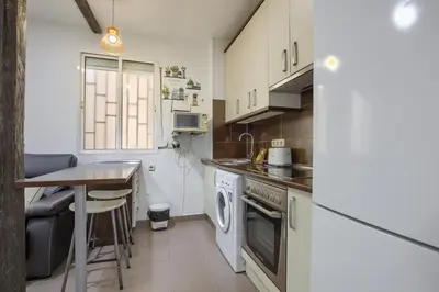 Una cocina o zona de cocina en Madrid Ferrocarril - Apartamento de 2 dormitorios