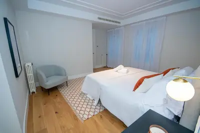 Cama o camas de una habitación en For You Rentals Lujoso y elegante ap TEMPORAL en Centro Madrid ALC353