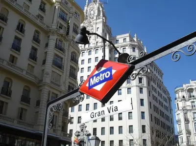 Certificado, premio, señal o documento que está expuesto en Flat for groups 8 people in Gran Vía-CGRAC4