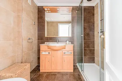Un baño de Beautiful flat with pool in the center-S-MARC
