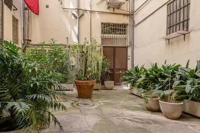 Jardín al aire libre en Bright apartment in Gran Vía with balconies INF2Iz3