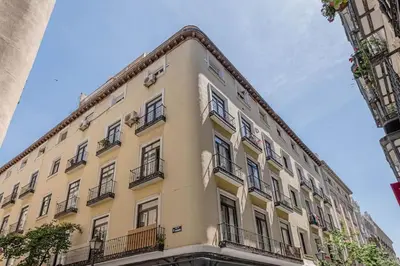 Edificio en el que se encuentra el apartamento