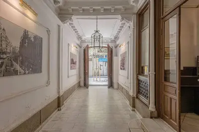 Plano de Modern apartment in Chueca INF3Iz4