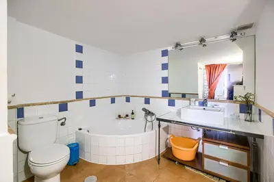 Un baño de Bohemian Lavapies - Apartamento de 2 dormitorios