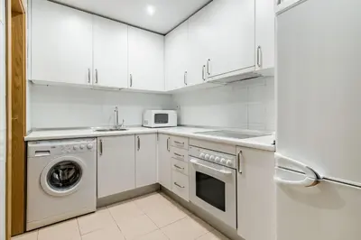 Una cocina o zona de cocina en Plaza Mayor II - Apartamento de 2 dormitorios
