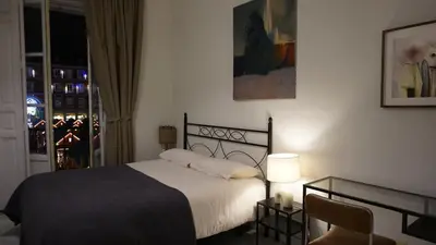 Cama o camas de una habitación en Elegant full apartment overlooking Plaza Mayor