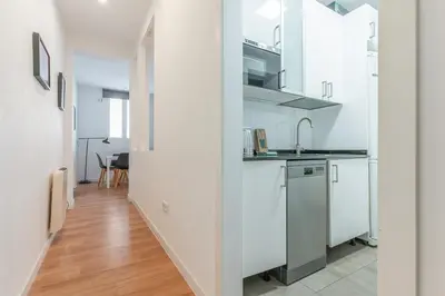 Una cocina o zona de cocina en Modern Cozy - 1Bedroom 1Bathroom - Lavapies