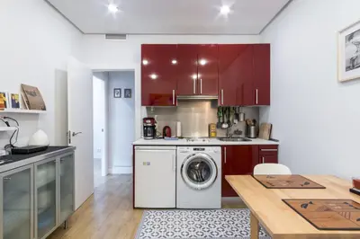 Una cocina o zona de cocina en Downtown and Cozy - 1 Bedroom 1 Bathroom - Chueca