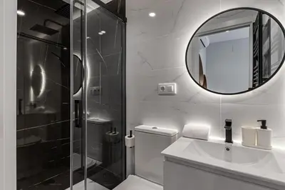 Un baño de Waou Essence I La Latina