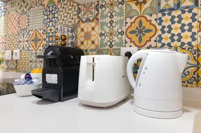 Utensilios para hacer té y café en Vintage Apartment near Puerta del Sol