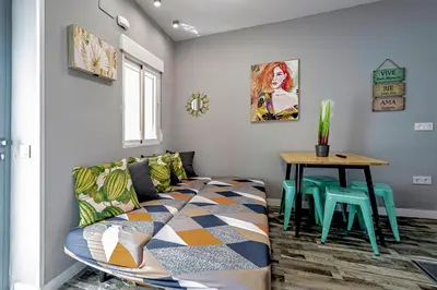 Zona de estar de Precioso cerca Santiago Bernabéu - Apartamento ALVARADO