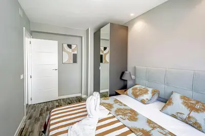 Cama o camas de una habitación en Moderno cerca Santiago Bernabéu- Apartamento AZCA