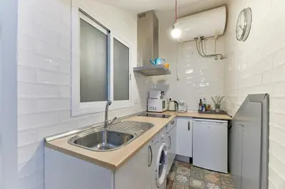 Una cocina o zona de cocina en Fee4Me. Amazing apartment in the heart of Lavapies