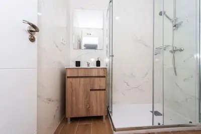 Un baño de Estudio en Barrio La Latina