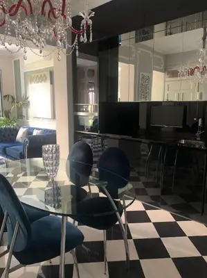 Zona de estar de maravilloso apartamento zona financiera