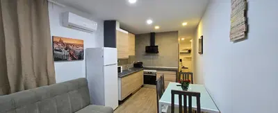 Una cocina o zona de cocina en Turísticos Cuenca 3