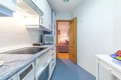 Una cocina o zona de cocina en Apartamento confortable y funcional en Vallecas