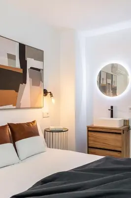Cama o camas de una habitación en Duplex in B. Salamaca - Wizink Center 6 Pax H126